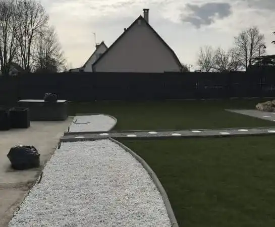 Jardin paysager vue ensemble - Parisy Espaces Verts, paysagiste dans l'Eure (27)