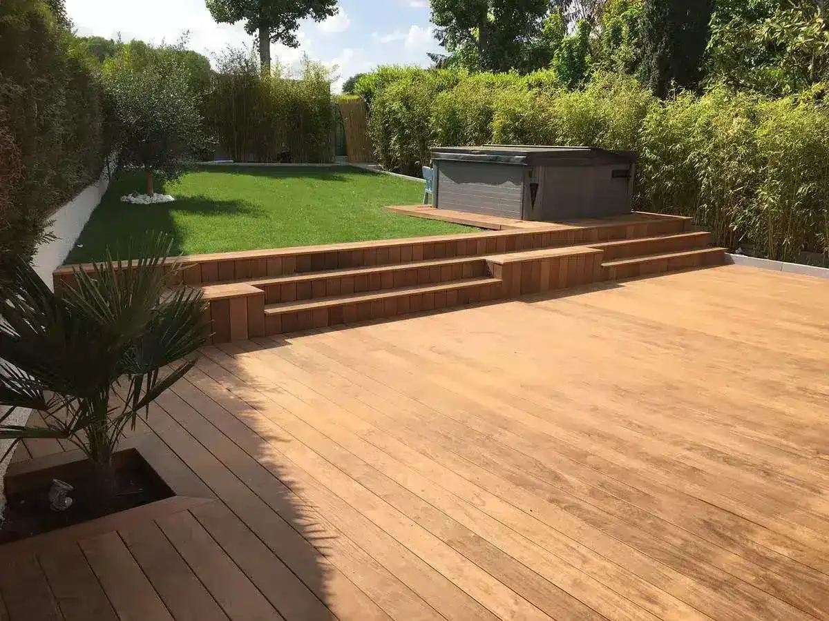 Terrasse bois spa integre - Parisy Espaces Verts, paysagiste dans l'Eure (27)